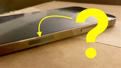 Does iPhone 14 have power button?